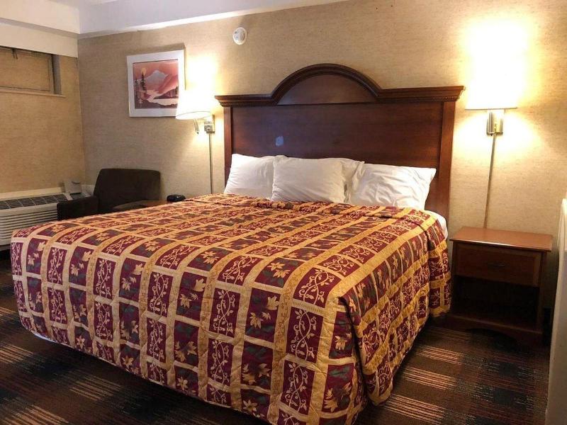 Red Carpet Inn North Syracuse image