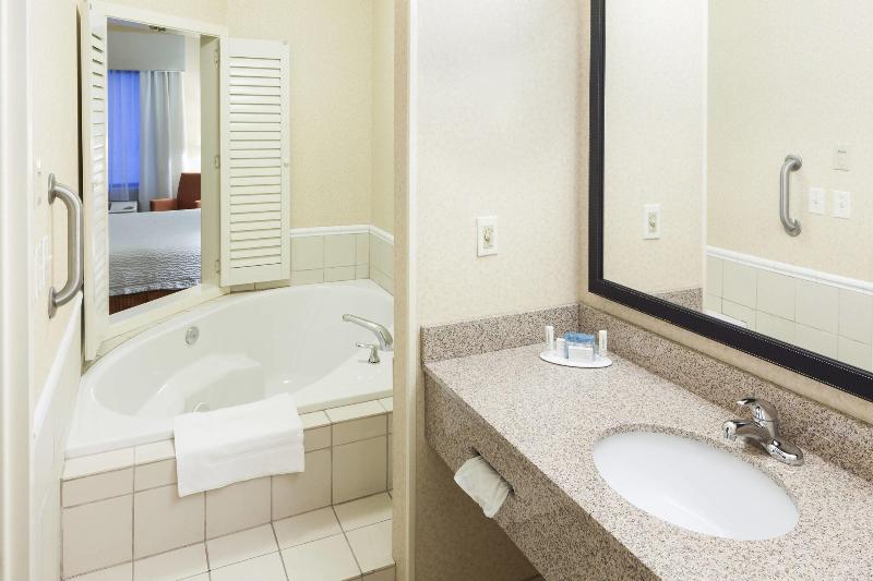 Fairfield Inn Suites Ruston image
