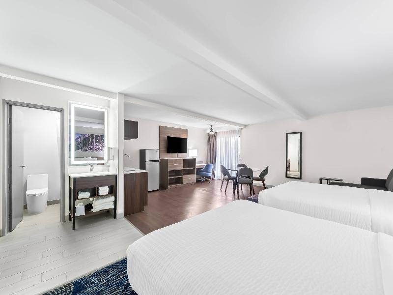 Clarion Pointe Shreveport image