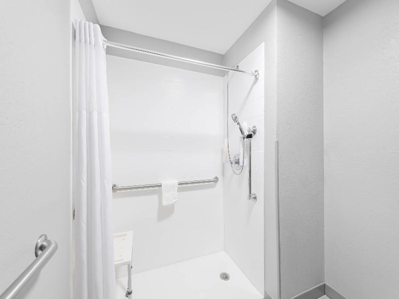 Clarion Pointe Shreveport image