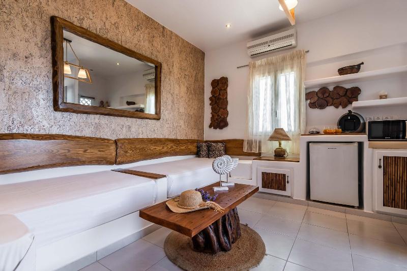 Niki Savvas Studio Suites - Image 7