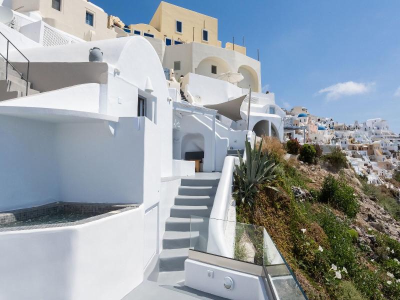 Virginia S Cave Villas image