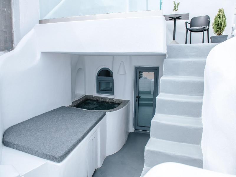 Virginia S Cave Villas image
