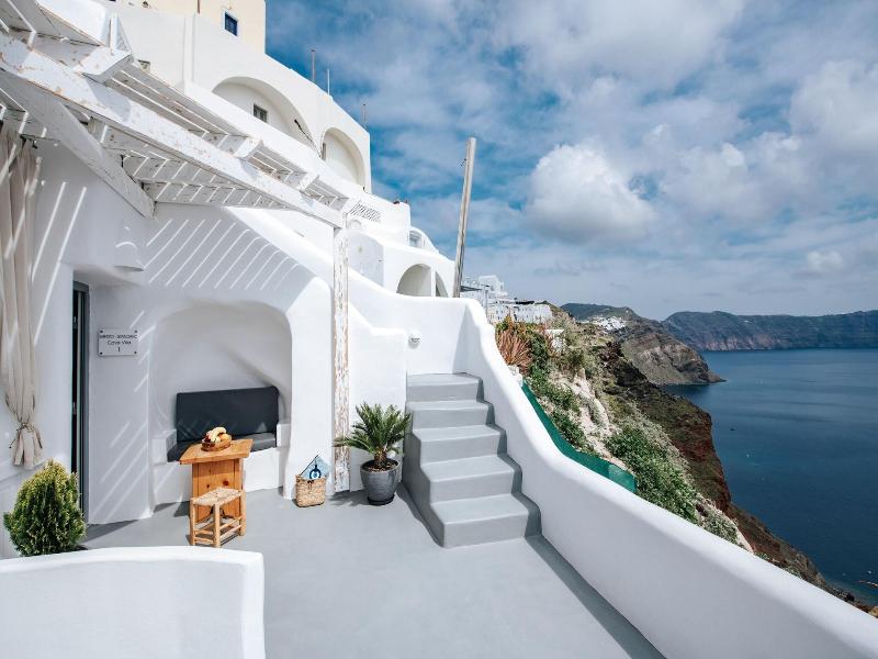 Virginia S Cave Villas image