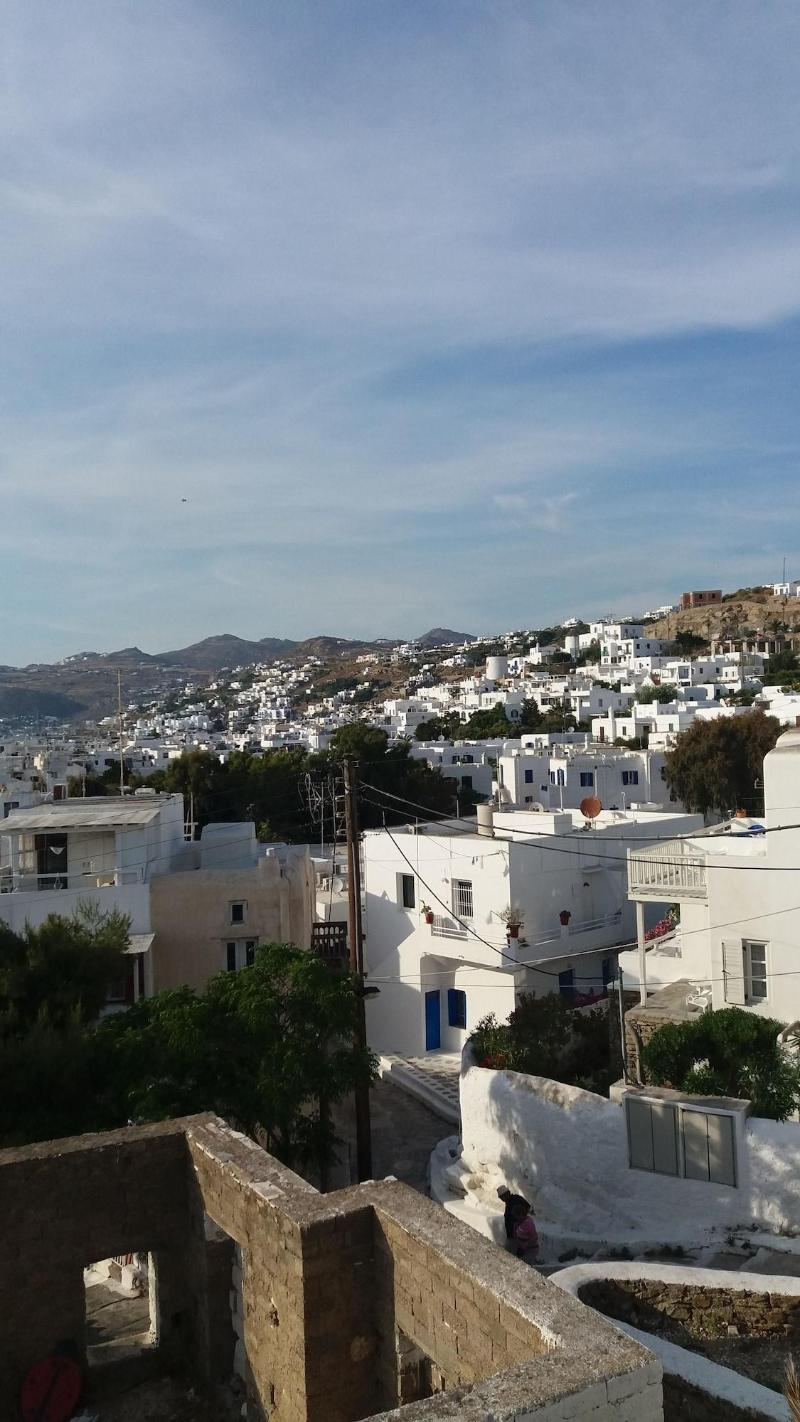 Manos Rooms - Image 2