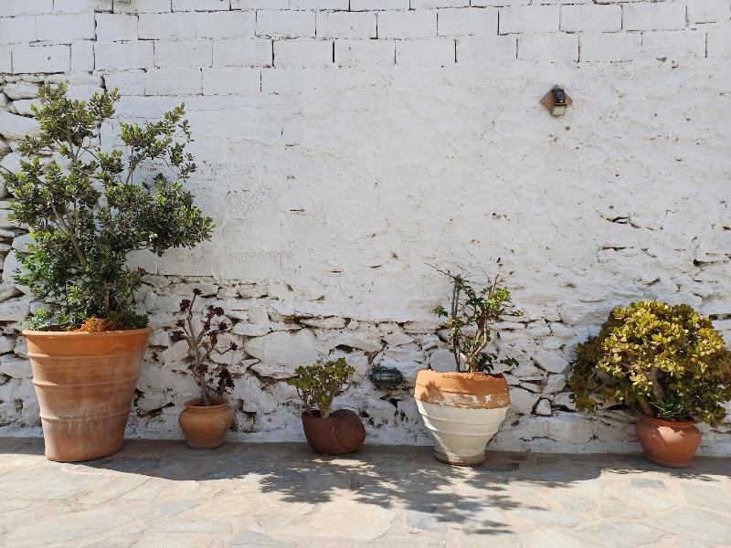 Manos Rooms - Image 7