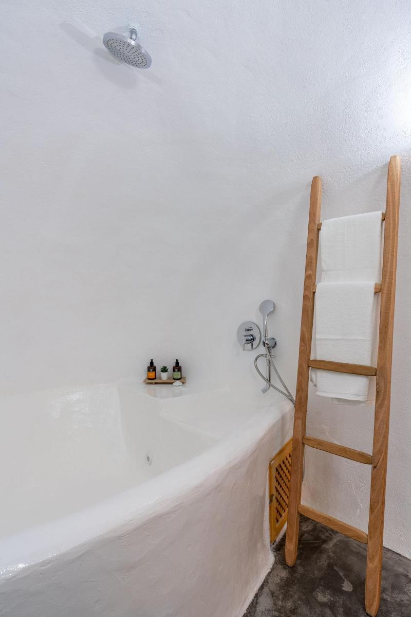 Akron Cliff Suite — photo 98