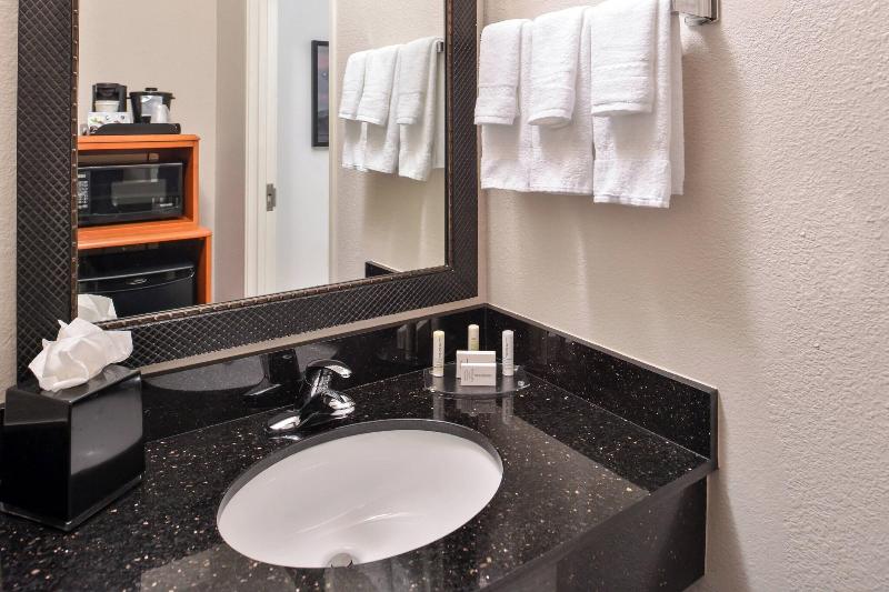 Fairfield Inn Suites By Marriott Ocala image