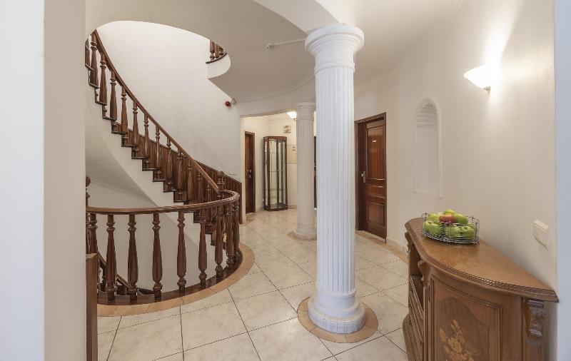 Bertolina Guest House image