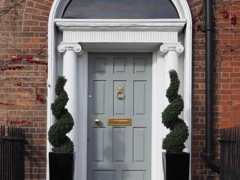 Pembroke Hall
