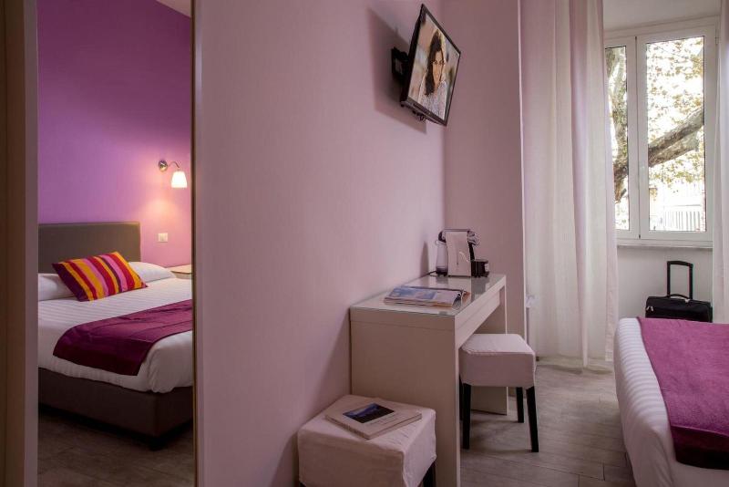 Relais Merulana Guesthouse image