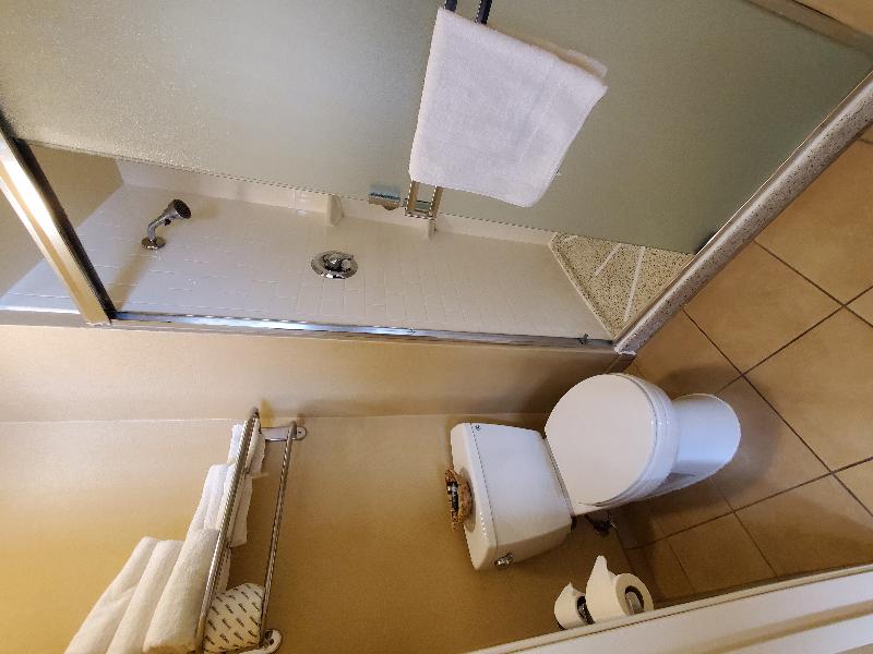 Royal Pacific Motor Inn image