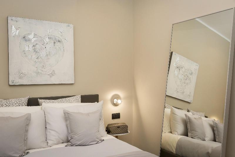 126 Gracchi Suites image
