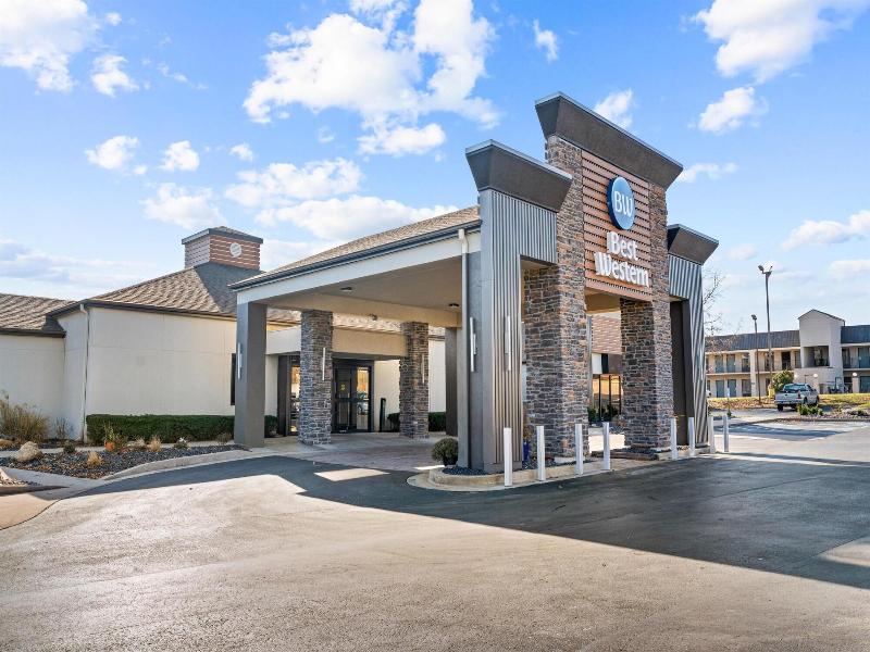 Best Western Courtview Hotel image