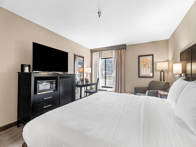 Best Western Courtview Hotel image