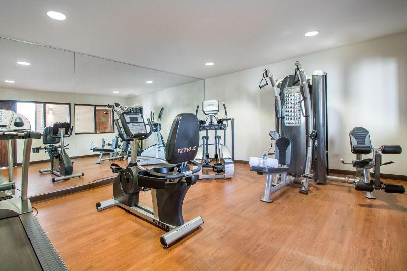 Best Western Courtview Hotel image