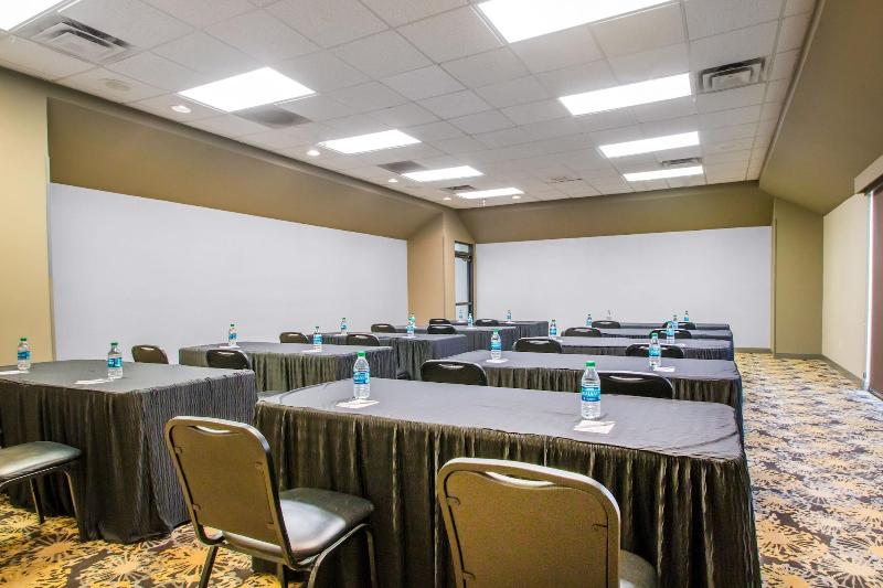 Best Western Courtview Hotel image
