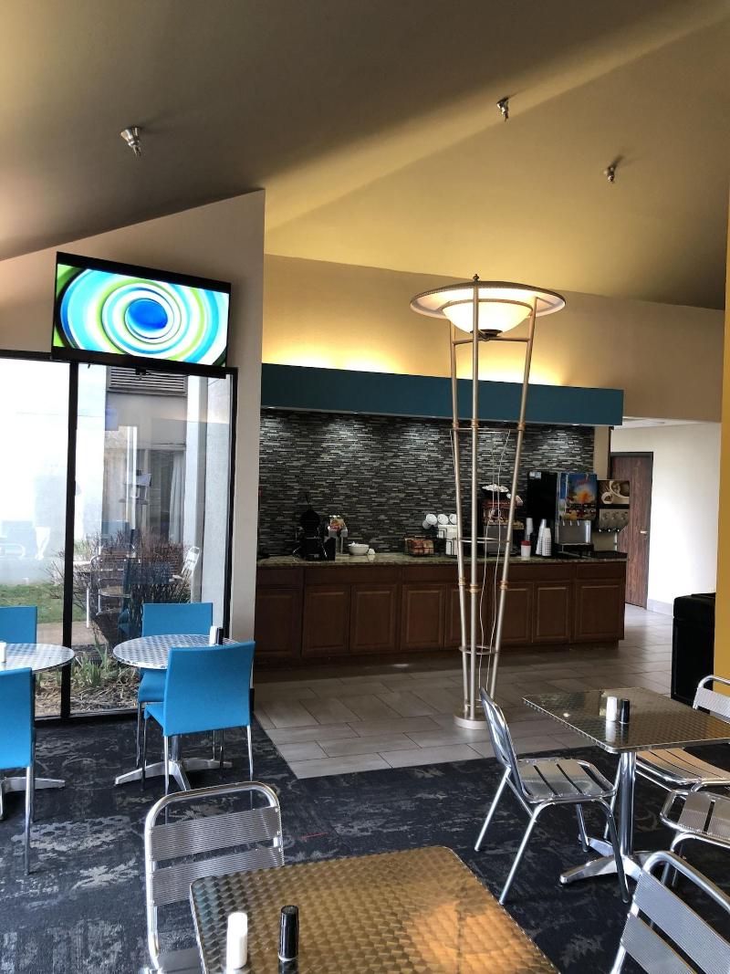 Best Western Courtview Hotel image