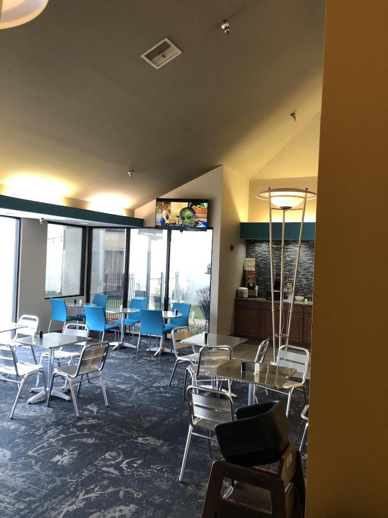 Best Western Courtview Hotel image