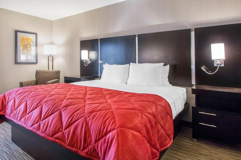 Best Western Courtview Hotel image