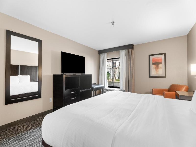 Best Western Courtview Hotel image