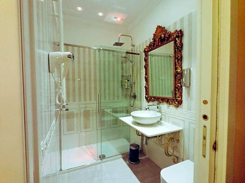 Impero Vaticano Suites Guest House image