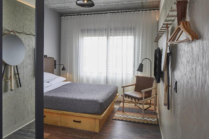 Moxy Chattanooga Downtown image