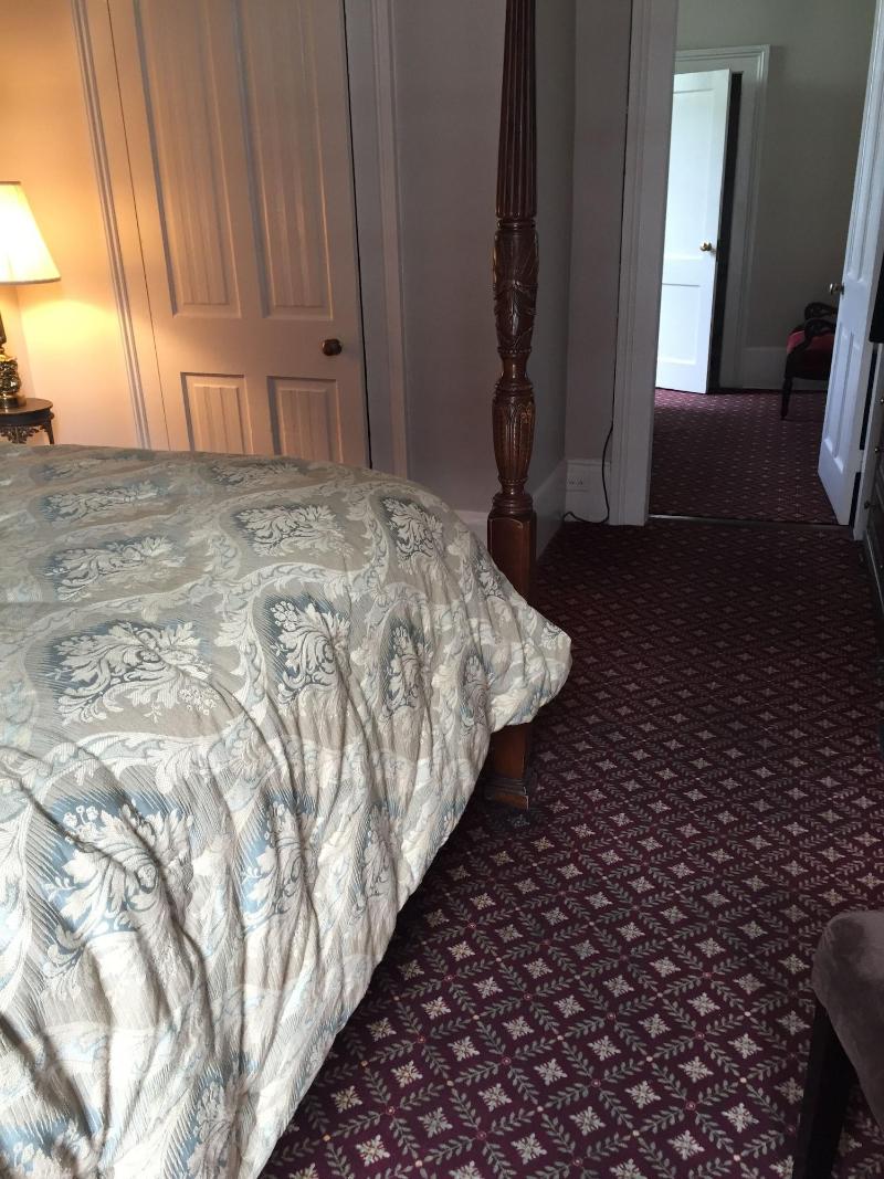 Nine O Five Royal Hotel image