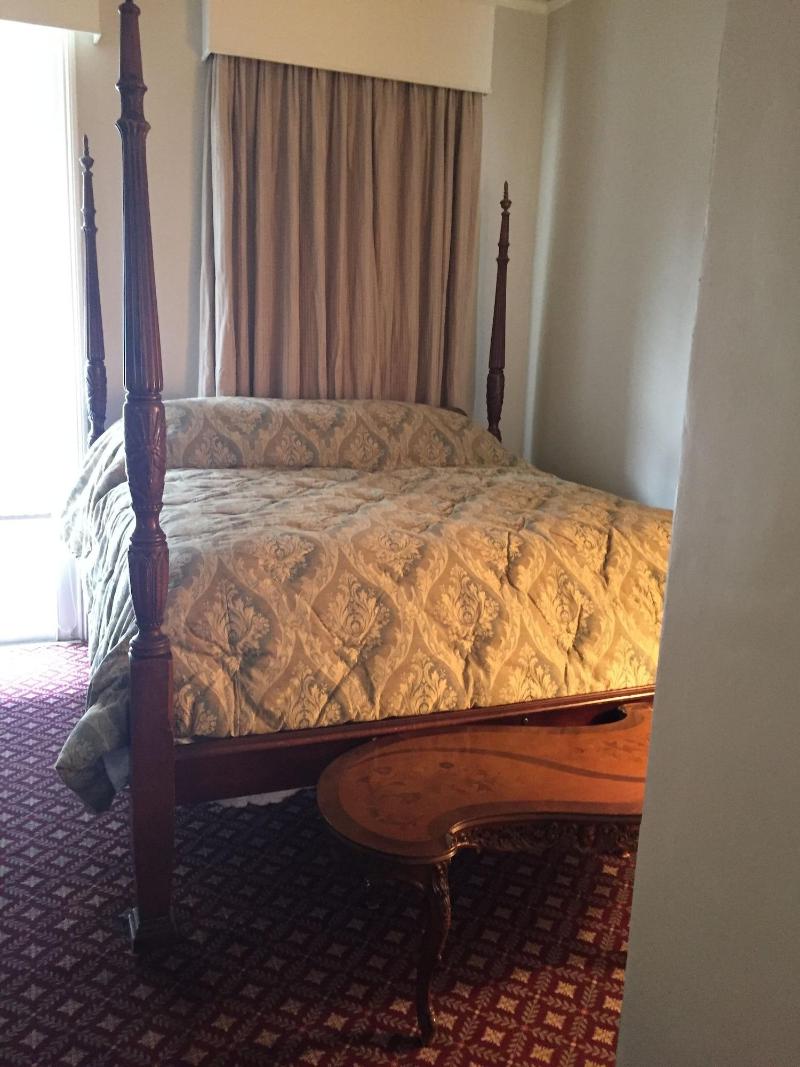 Nine O Five Royal Hotel image