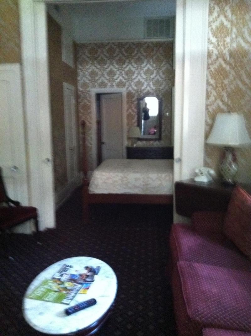 Nine O Five Royal Hotel image