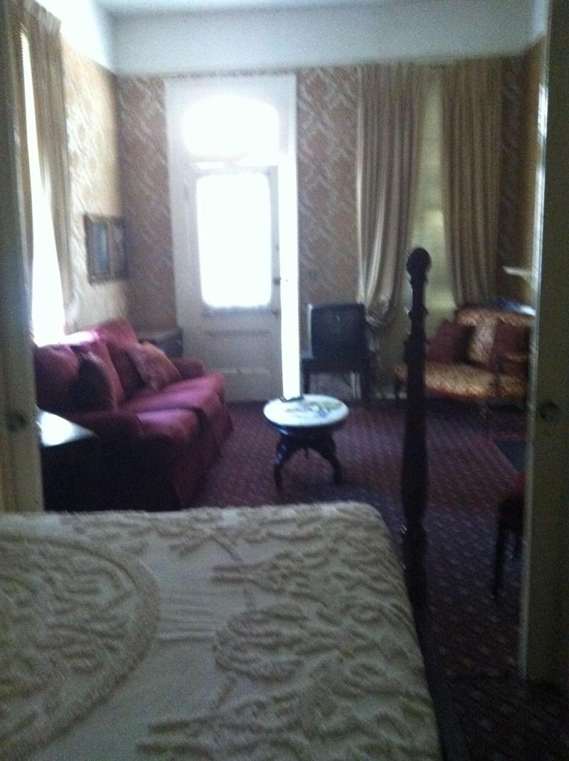Nine O Five Royal Hotel image