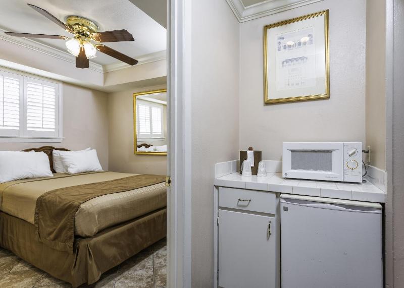 French Quarter Suites Hotel image