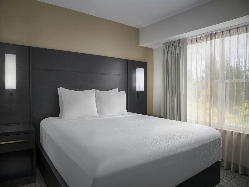 SUITE TWO DOUBLE BEDS