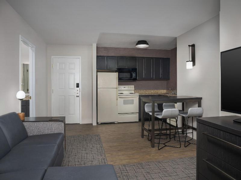 SUITE TWO DOUBLE BEDS — photo 20