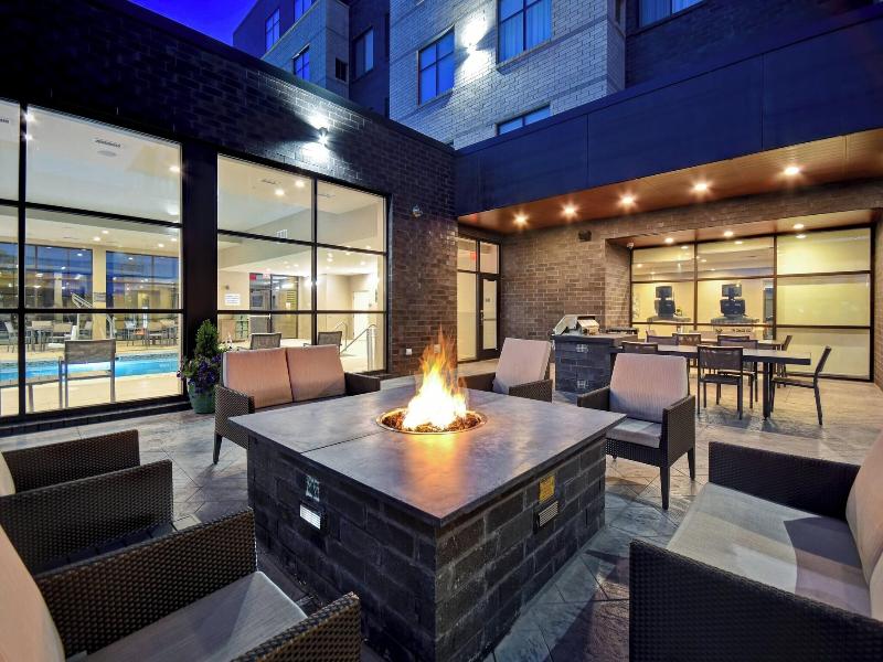 Residence Inn By Marriott Cincinnati Northeast Mas image