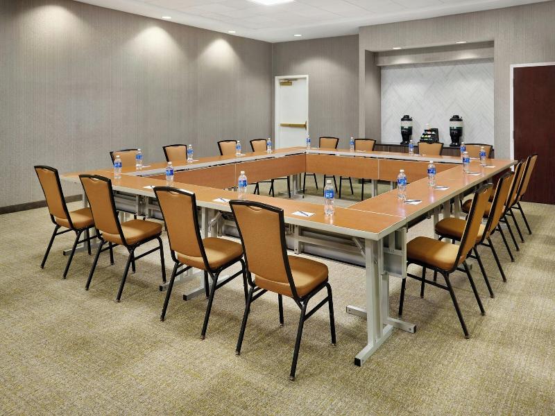 Springhill Suites By Marriott Lansing West