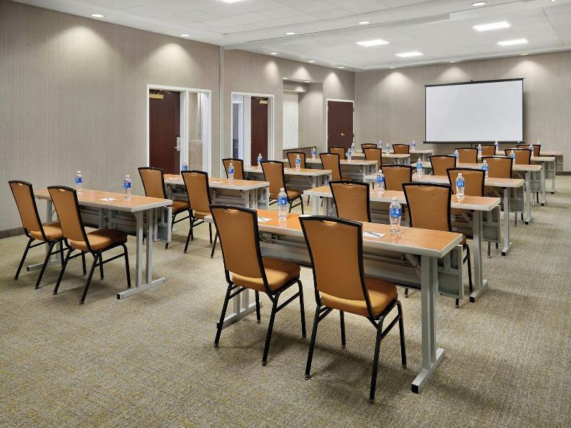 Springhill Suites By Marriott Lansing West