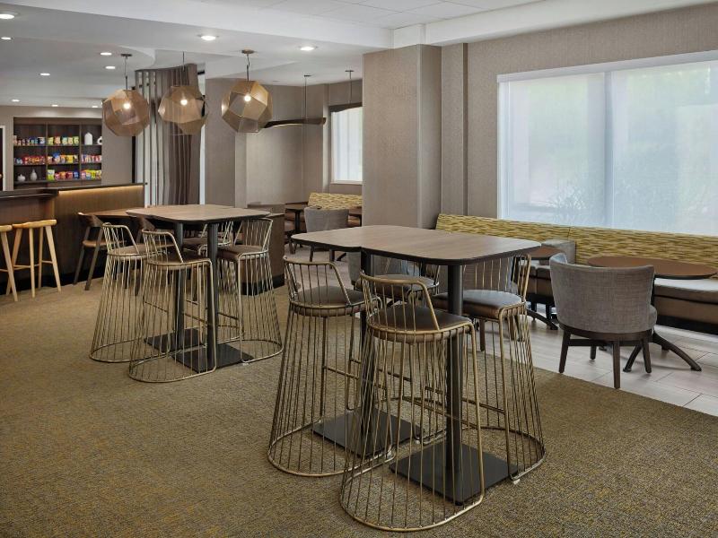 Springhill Suites By Marriott Lansing West