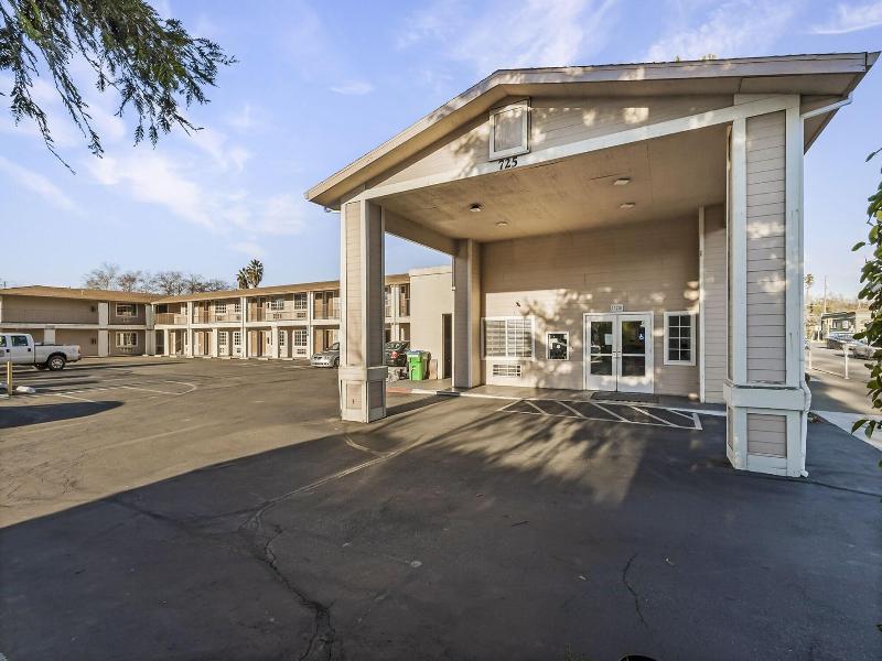 Heritage Inn Express Chico image