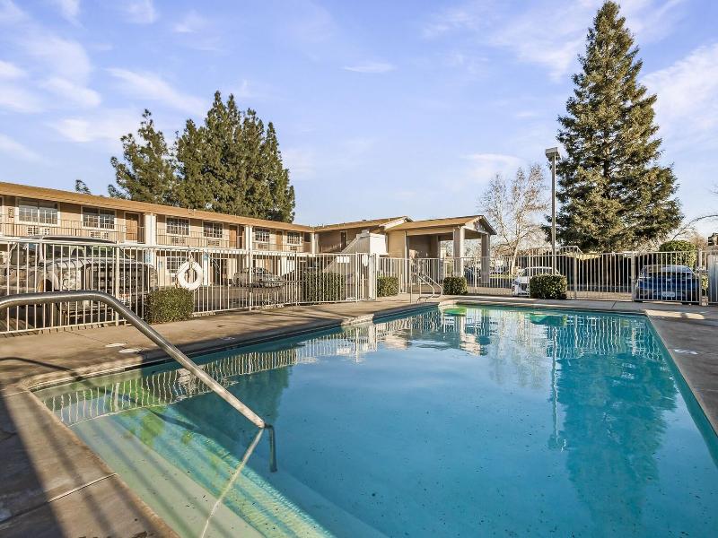 Heritage Inn Express Chico image