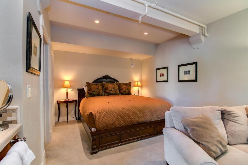 Winchester Inn image