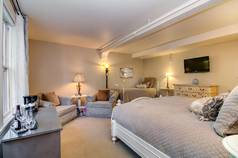 Winchester Inn image