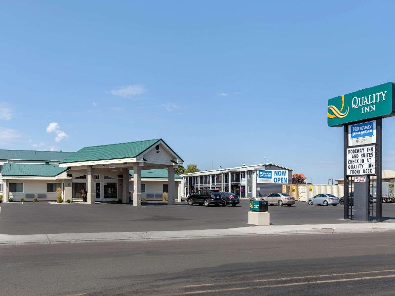 Rodeway Inn & Suites image