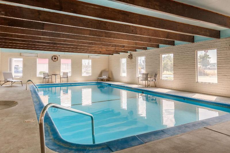 Rodeway Inn & Suites image