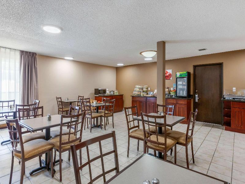 Rodeway Inn & Suites image