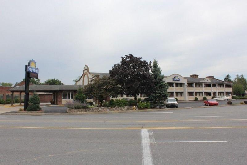 Aderi Hotel Near Bucknell University image
