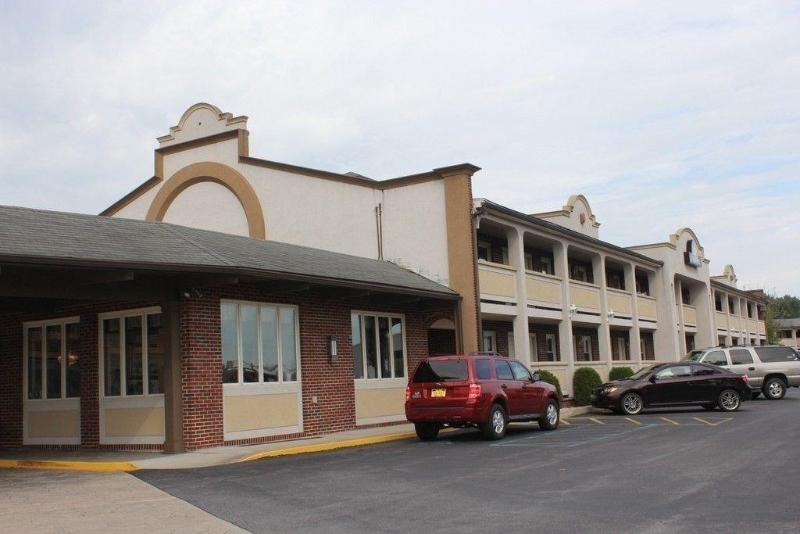Aderi Hotel Near Bucknell University image