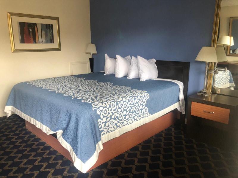 Aderi Hotel Near Bucknell University image