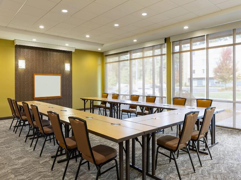 Springhill Suites Wisconsin Dells image