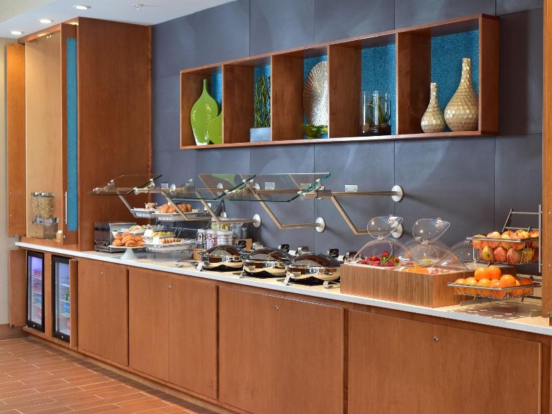 Springhill Suites Wisconsin Dells image